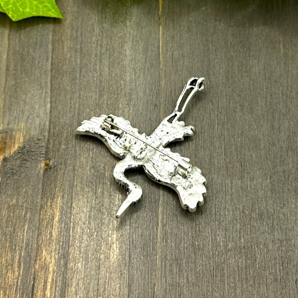 🌻 3/$25 Rhinestones Elegant Blue and Green Bird Brooch - Picture 3 of 9